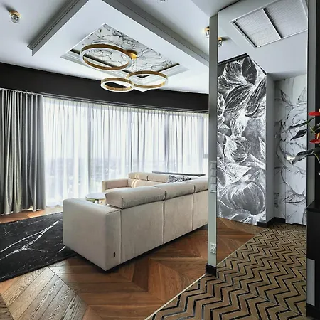 Lägenhet Margi Dali Prestige Lux Hanza Tower *