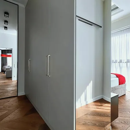 Апартаменты Margi Dali Prestige Lux Hanza Tower *