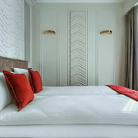 Margi Dali Prestige Lux Hanza Tower *