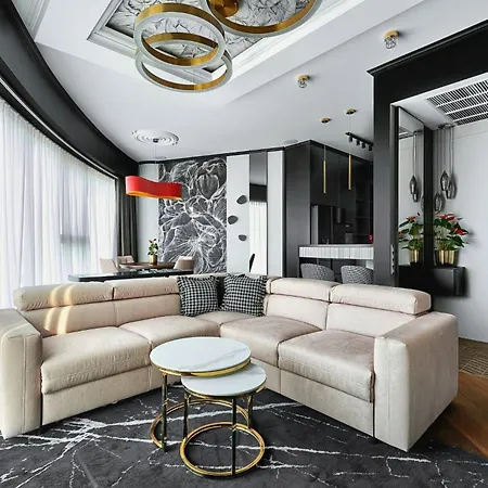 Margi Dali Prestige Lux Hanza Tower Lägenhet